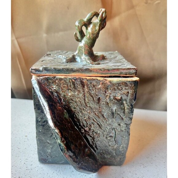 Signed Ceramic Box With Octopus Lid  OOAK Green Shiny Glaze - Picture 5 of 12